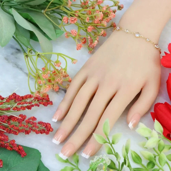 "New Beautiful Design Bracelet for Women/Girls, Gift, B790 - Picture 2 of 10